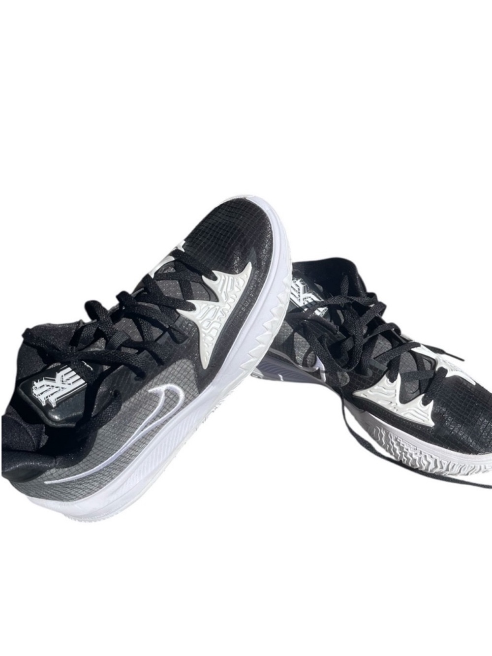 Nike
Nike Men's Kyrie Low 4 TB
Basketball Shoes Black Gray
Size 11